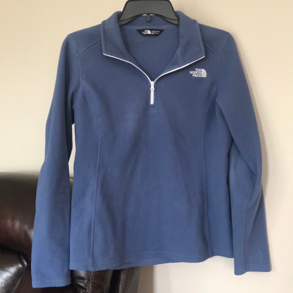 Blue quarter zip north face fleece